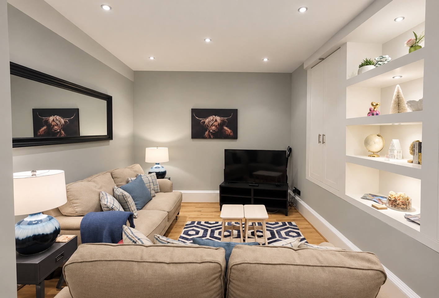 1 Bed Flat, Parliament Square, EH1 photo 3
