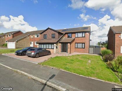 4 Bed Detached House, Langside Drive, BL3