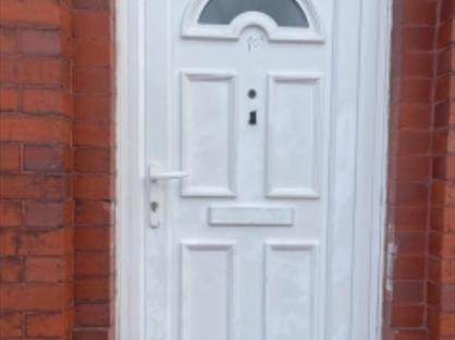 3 Bed Terraced House, Mansfield Street, OL7