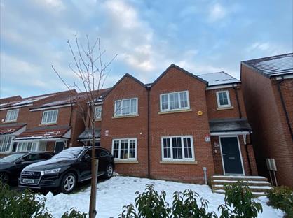 3 Bed Semi-Detached House, Brook Rise, LS27
