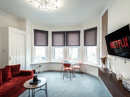 1 Bed Flat, Thornbury Avenue, SO15