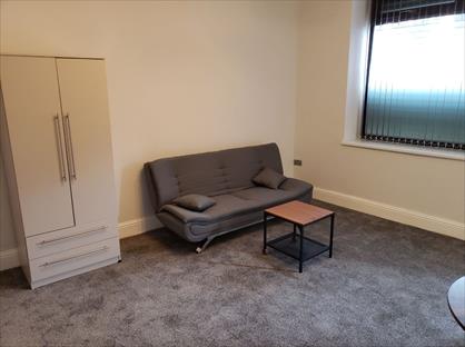 Studio Flat, Colne Road, BB9