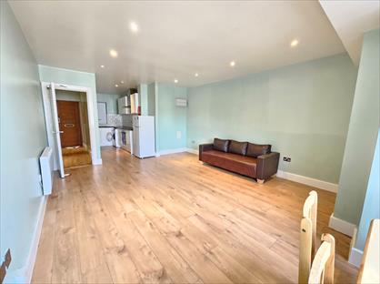 2 Bed Flat, Park Street, LU1