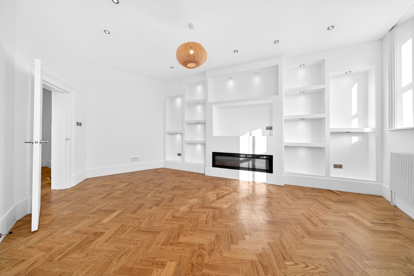 4 Bed Flat, Egerton Court, SW7, N1 7GU