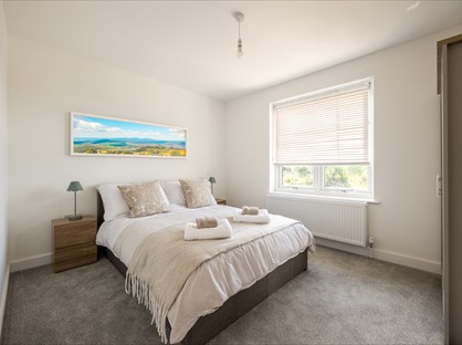 2 Bed Flat, Churchill Way, OX29