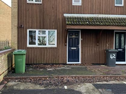 3 Bed Terraced House, Pennington, PE2