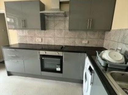 2 Bed Flat, Uxbridge Road, UB4