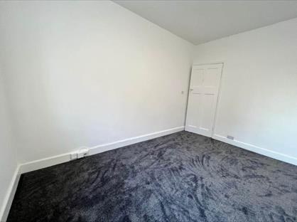 2 Bed Flat, Uxbridge Road, W3