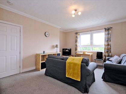 3 Bed Flat, Sunnybank Road, AB24