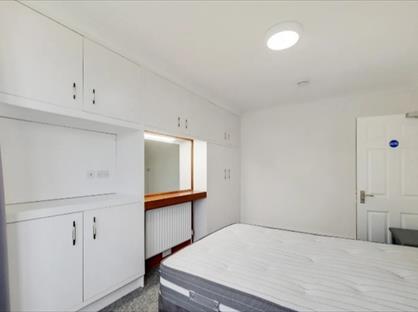 Room in a Shared House, Leysdown Road, SE9