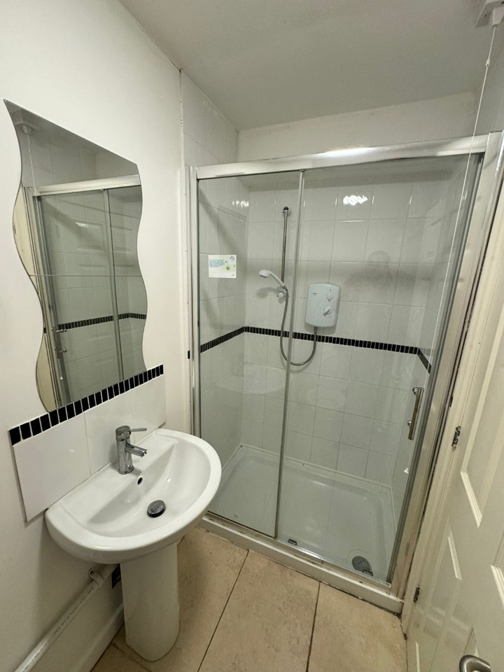 Additional image 7 of Room in a Shared Flat, Hearsall Lane, CV5, N1 7GU