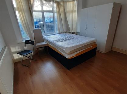 Room in a Shared House, Woodlands, HA2