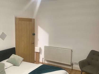 Studio Flat, Church Road, BN3