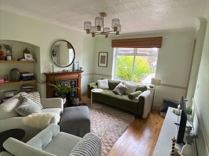 2 Bed Semi-Detached House, Reigate Road, BR1