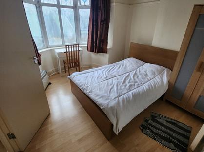 Studio Flat, Crawley Road, E10