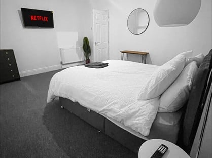4 Bed Flat, Bacheler Street, HU3