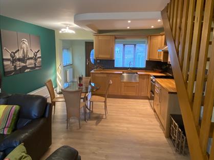 2 Bed Terraced House, Sheffield Lane, S60