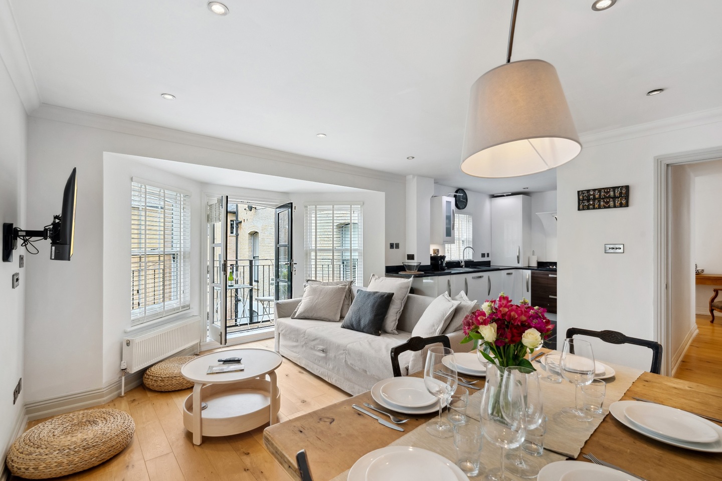 2 Bed Flat, Eaton Gardens, BN3, N1 7GU