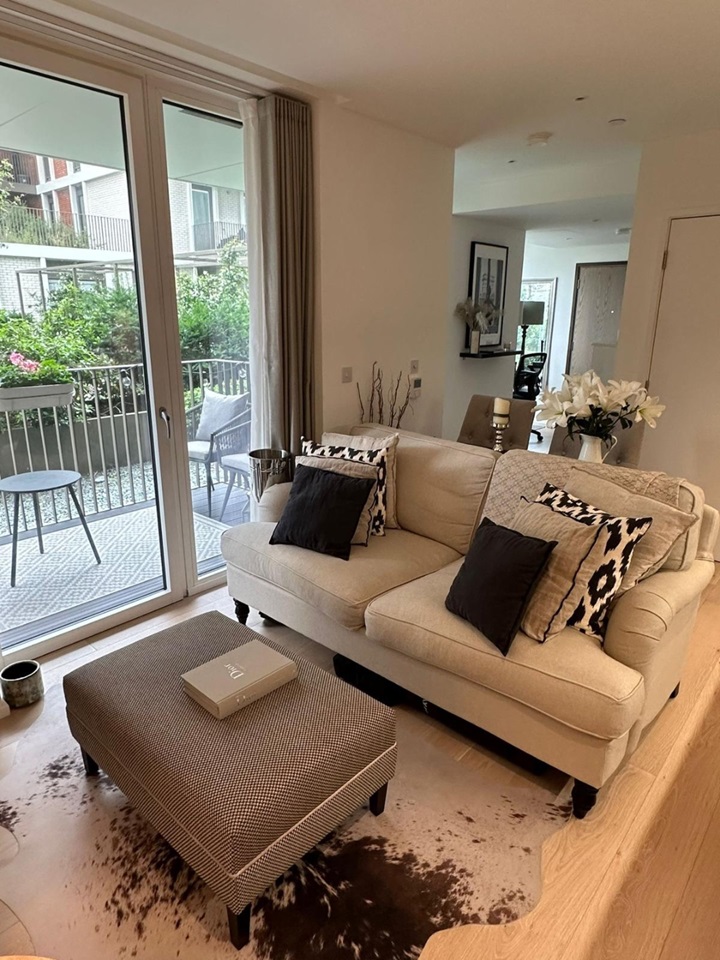 Additional image 2 of 1 Bed Flat, York Place, SW11, N1 7GU