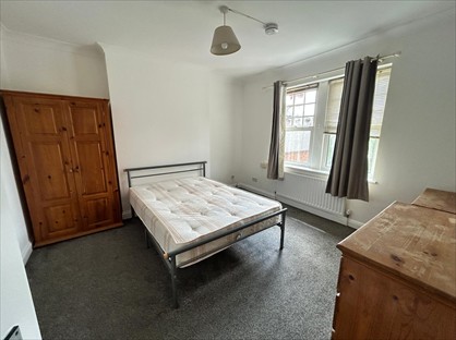 3 Bed Flat, Victoria Mansions, NW10