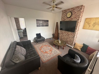 1 Bed Flat, Gloucester Road, N18