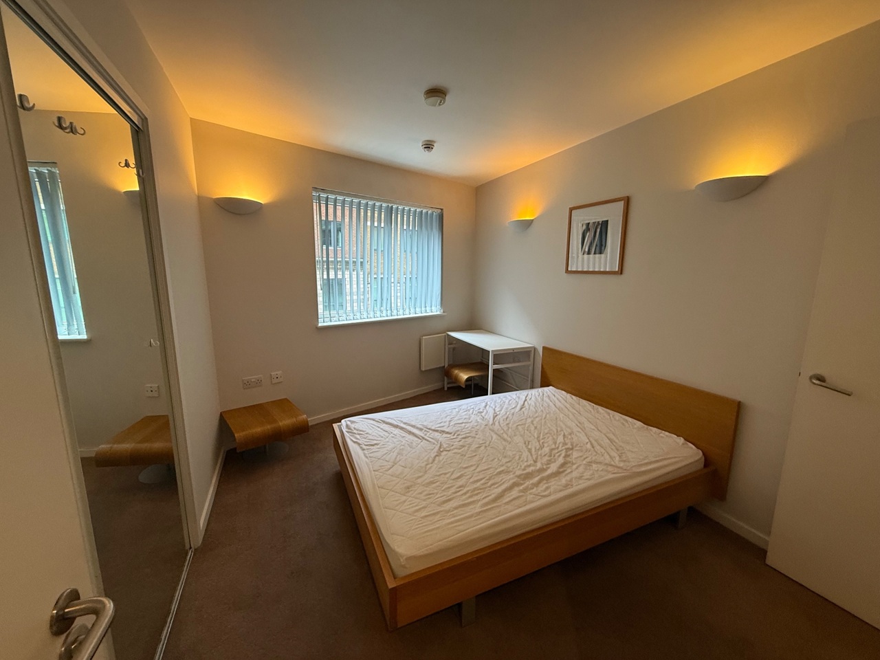 Additional image 14 of 2 Bed Flat, City Road East, M15, N1 7GU