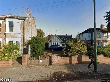 Room in a Shared House, Nelson Road, TW2