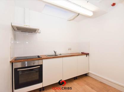 Bedsit, Kember Street, N1