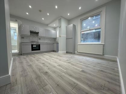 3 Bed Maisonette, Blegborough Road, SW16