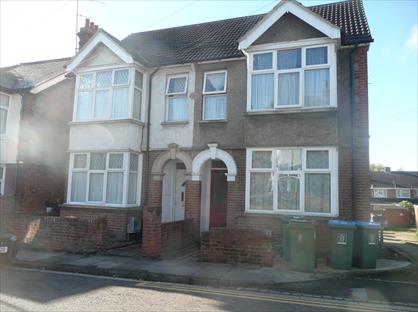 Room in a Shared House, Manor Road, HP20