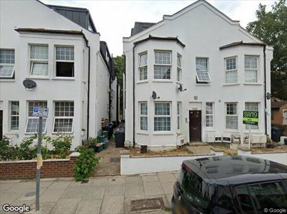 Room in a Shared Flat, Robinson Road, SW17