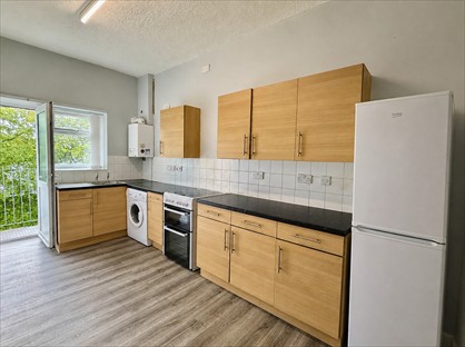 2 Bed Flat, Stratford Road, NE6