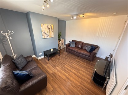 3 Bed Terraced House, Barnbrough Street, LS4