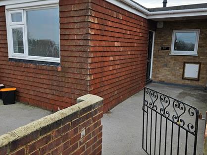 2 Bed Flat, Istead Rise, DA13