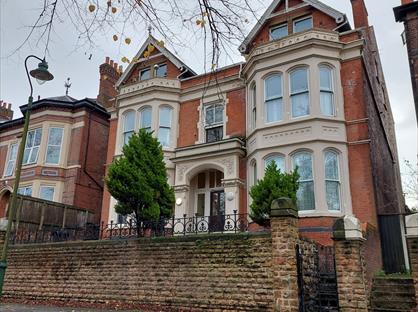 1 Bed Flat, Waterloo Road, NG7