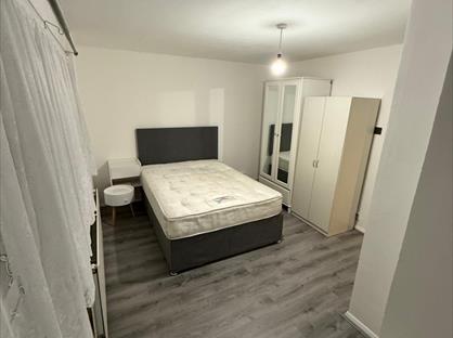 Room in a Shared House, Broom Gardens, CR0