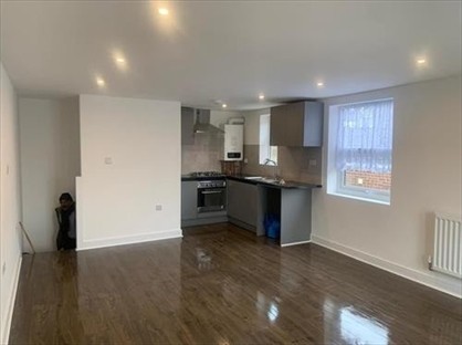 2 Bed Flat, Lathom Road, E6