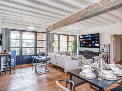 4 Bed Flat, Old Road, SE13