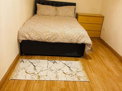Room in a Shared House, Hillingdon, UB8