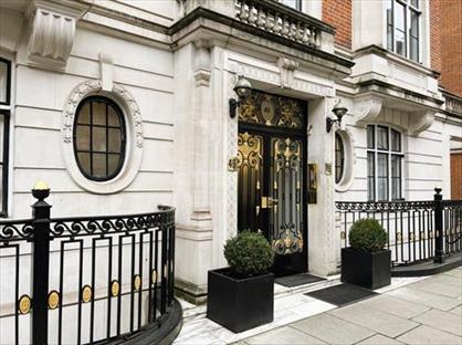 1 Bed Flat, Hallam Street, W1W