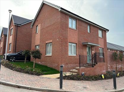3 Bed Detached House, Rhodfa Purvis, CF3