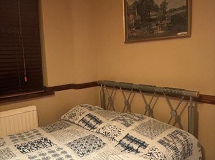 Room in a Shared House, Whalebone Lane South, RM8