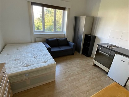 Studio Flat, Finchley Road, NW3