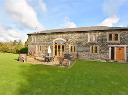 3 Bed Detached House, Moon Acres, LS28