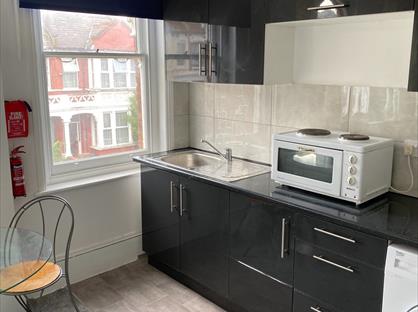 Room in a Shared House, Umfreville Road, N4