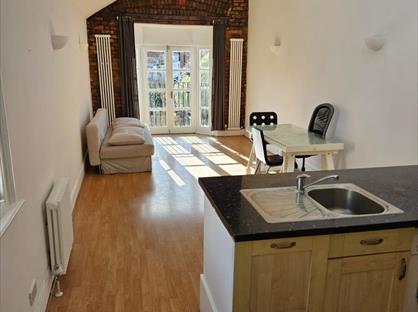3 Bed Flat, Berkeley Road, N8