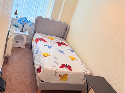 Room in a Shared House, Trafalgar Street, OL7