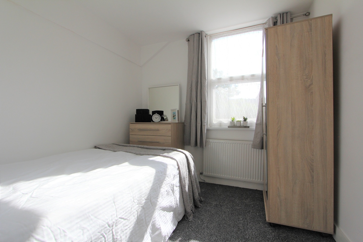 Additional image 15 of Room in a Shared House, St Edwards Road, RG6, N1 7GU
