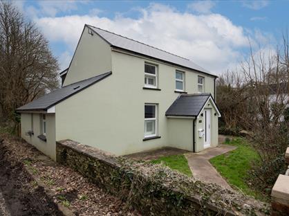 3 Bed Detached House, Leonardston Road, SA73