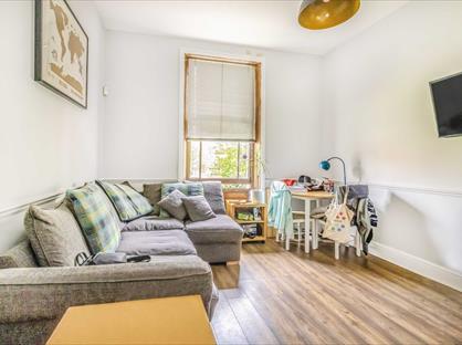 2 Bed Flat, Lee High Road, SE12
